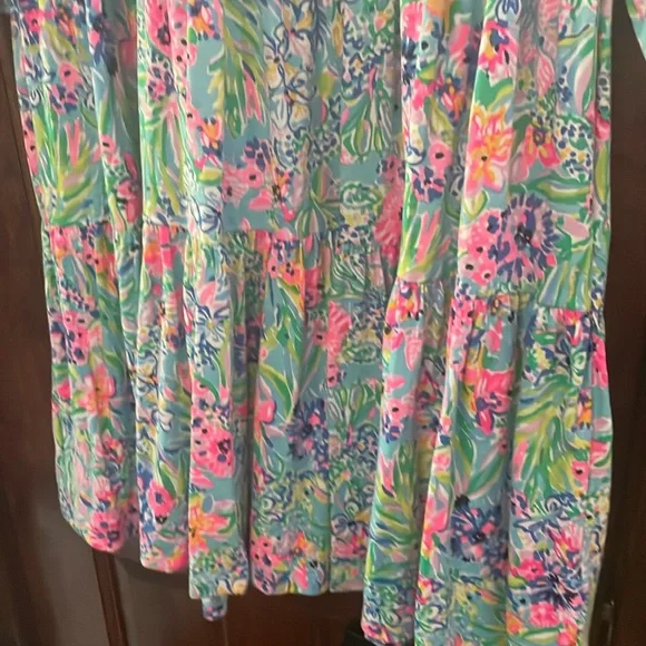 Lilly Pulitzer Vibrant Floral Long Sleeve Dress - Picture 3 of 4